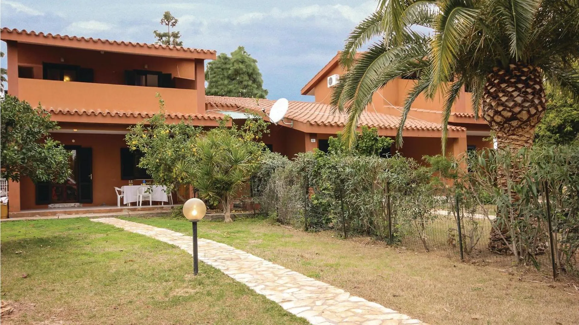 Awesome Apartment In Costa Rei -Ca- With Wifi Monte Nai Italy